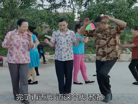 乡村爱情11刘能媳妇跳舞刘能快泡醋坛子里了