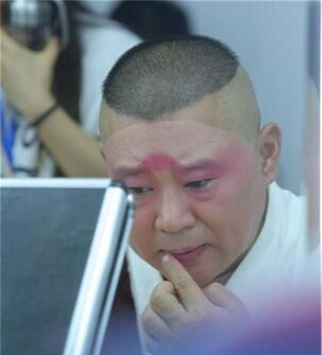 本该曲协的工作,"三俗"的郭德纲夫妻做了,评书名家提出好建议|孙岩
