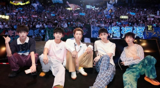 水果星球乐队闫永强道歉后删文，称不会重关队友，曾被队友嘲讽休闲区蓝鸢梦想 - Www.slyday.coM