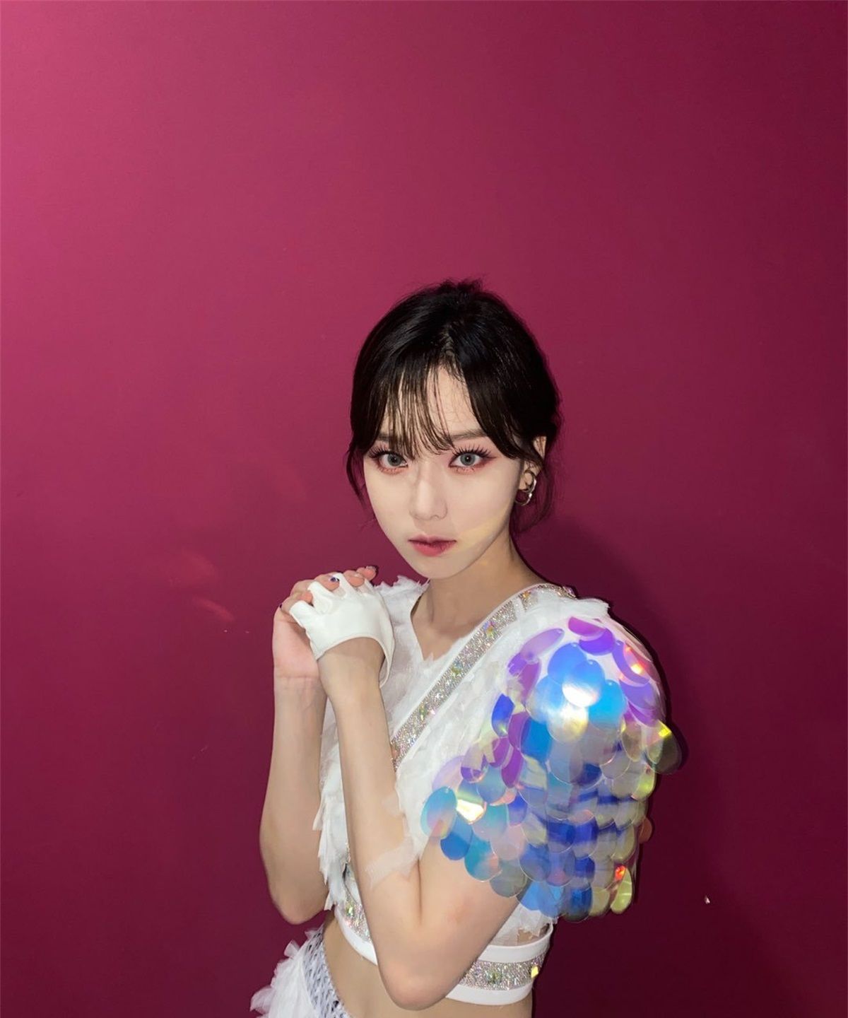 aespa的winter虽然很苗条且腰身队内最细但她却有腹肌