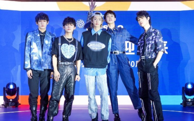 水果星球乐队闫永强道歉后删文，称不会重关队友，曾被队友嘲讽休闲区蓝鸢梦想 - Www.slyday.coM