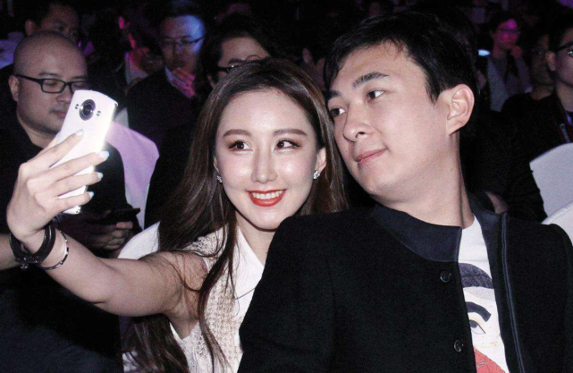 盘点被网友吐槽“情史混乱”的八大男星,看看都有谁?休闲区蓝鸢梦想 - Www.slyday.coM 盘点被网友吐槽“情史混乱”的八大男星,看看都有谁?休闲区蓝鸢梦想 - Www.slyday.coM