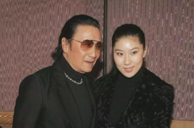 盘点被网友吐槽“情史混乱”的八大男星,看看都有谁?休闲区蓝鸢梦想 - Www.slyday.coM 盘点被网友吐槽“情史混乱”的八大男星,看看都有谁?休闲区蓝鸢梦想 - Www.slyday.coM