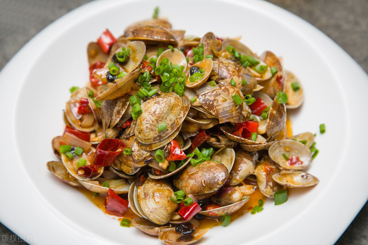 炒花甲还在焯水难怪肉又老又小