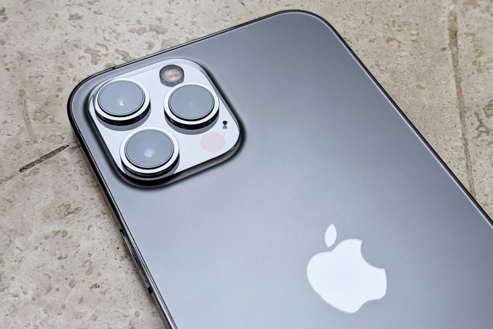 iphone12promax评测迄今为止最大最好的iphone喜欢吗