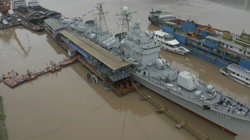 退役166驱逐舰亮相重庆九龙坡将被建成博物馆