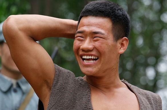 《小兵张嘎》演员现状,嘎子成带货主播,最火的几乎认不出