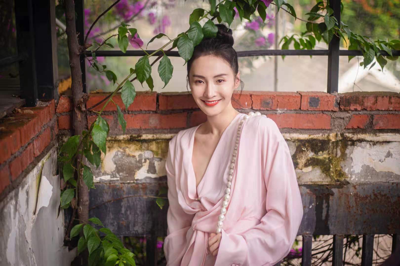 出品人孙晶晶新作《岁月忽已暮》惊喜上线,张子枫荧幕初恋动人