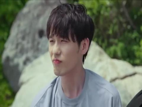 假日暖洋洋侯昊跳海抓自助海鲜许可依都要担心死了