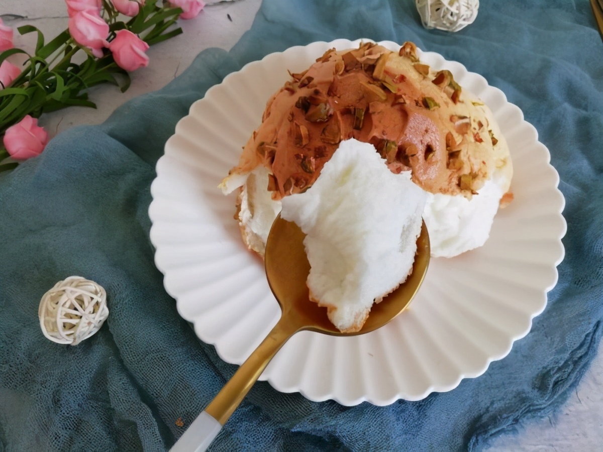 轻轻柔柔松松软软鸡蛋做出的舒芙蕾
