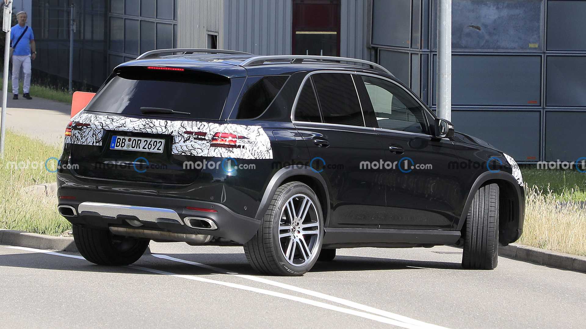 细节提升2022年亮相 奔驰新款gle谍照曝光