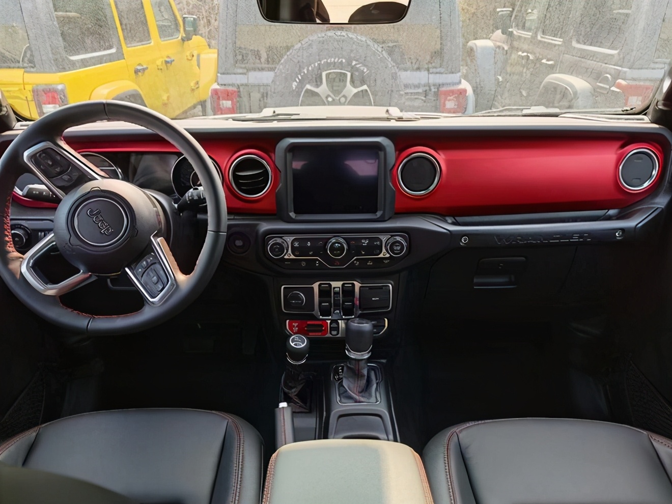 2021款硬派牧马人,既有铁骨,又有柔情!