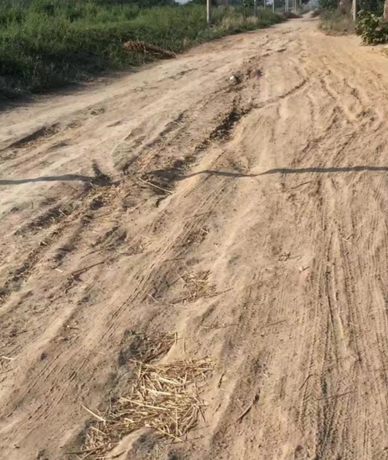 崎岖不平的土山路,约75度坡角的大土沟,这些通往婆家的必经之处首次和