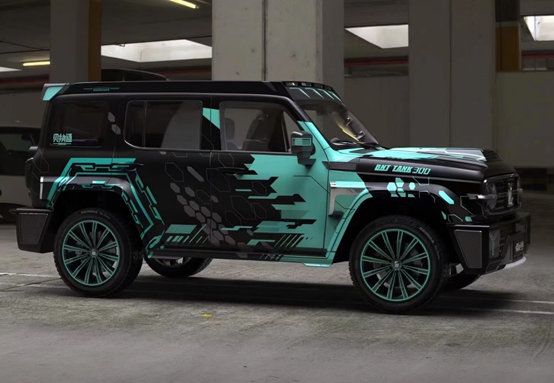 膜呗彩绘案例坦克300彩绘赛博朋克硬派越野加科技感