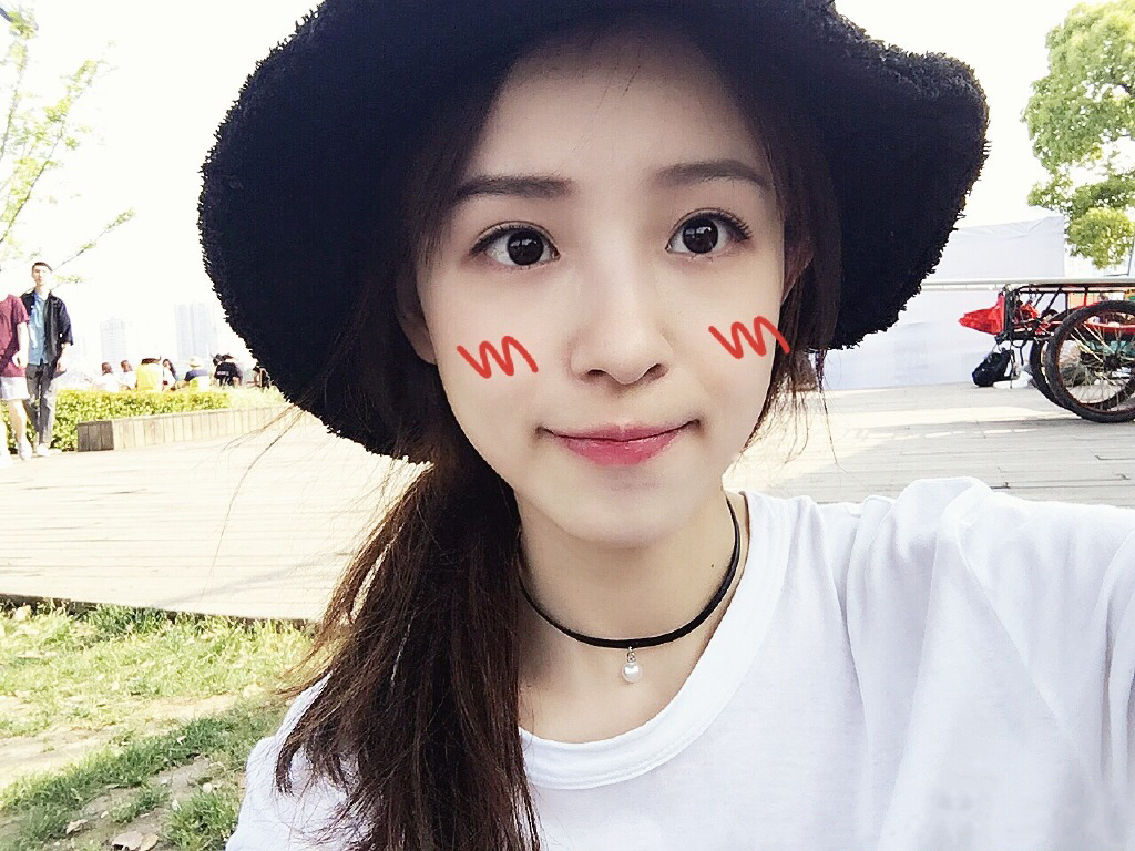 周二珂忍不住了,首次澄清与土豪奔现隐情:并没有被