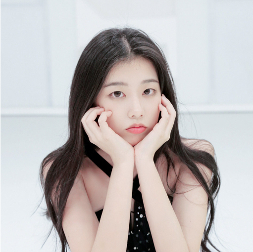 左卓翻唱梅艳芳经典女人花网友沧桑感十足