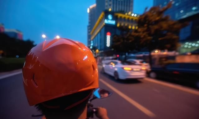 最牛高考钉子户,54岁第25次参加高考,计划明年继续考休闲区蓝鸢梦想 - Www.slyday.coM 最牛高考钉子户,54岁第25次参加高考,计划明年继续考休闲区蓝鸢梦想 - Www.slyday.coM