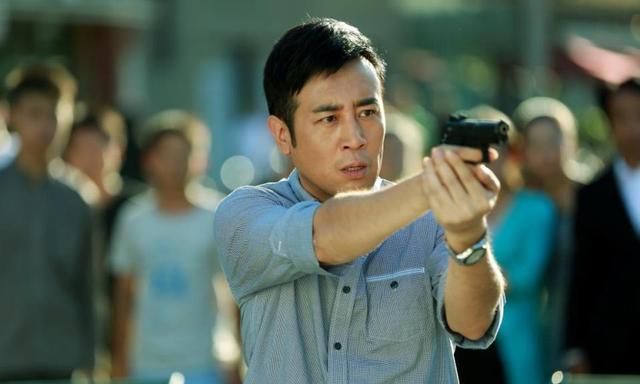 《警花与警犬》杜飞于和伟版的刘备相比较于老版本的刘备更能深入人心