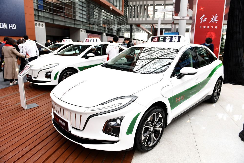 红旗新能源出租车.新华社记者 张楠 摄