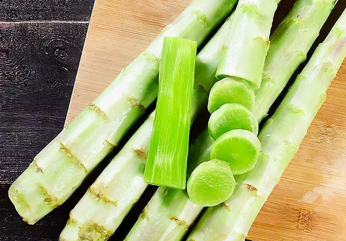 买莴笋别只懂得挑大小记住4个技巧莴笋清甜不空心