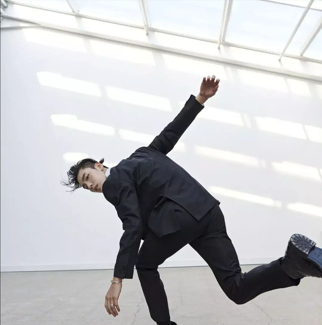 王子异才是真实在人啊王哥又在一本正经地搞笑