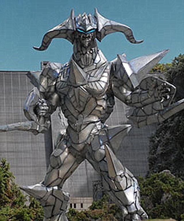 赛罗的腿,然后赛罗被帝国星人和塔伊兰特还有格罗扎姆和帝斯雷姆围攻