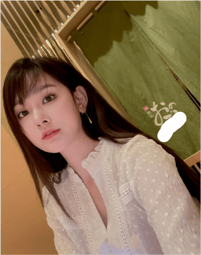 花珊珊晒生日合影迅猛龙长相每张都不同被其称为百变小樱