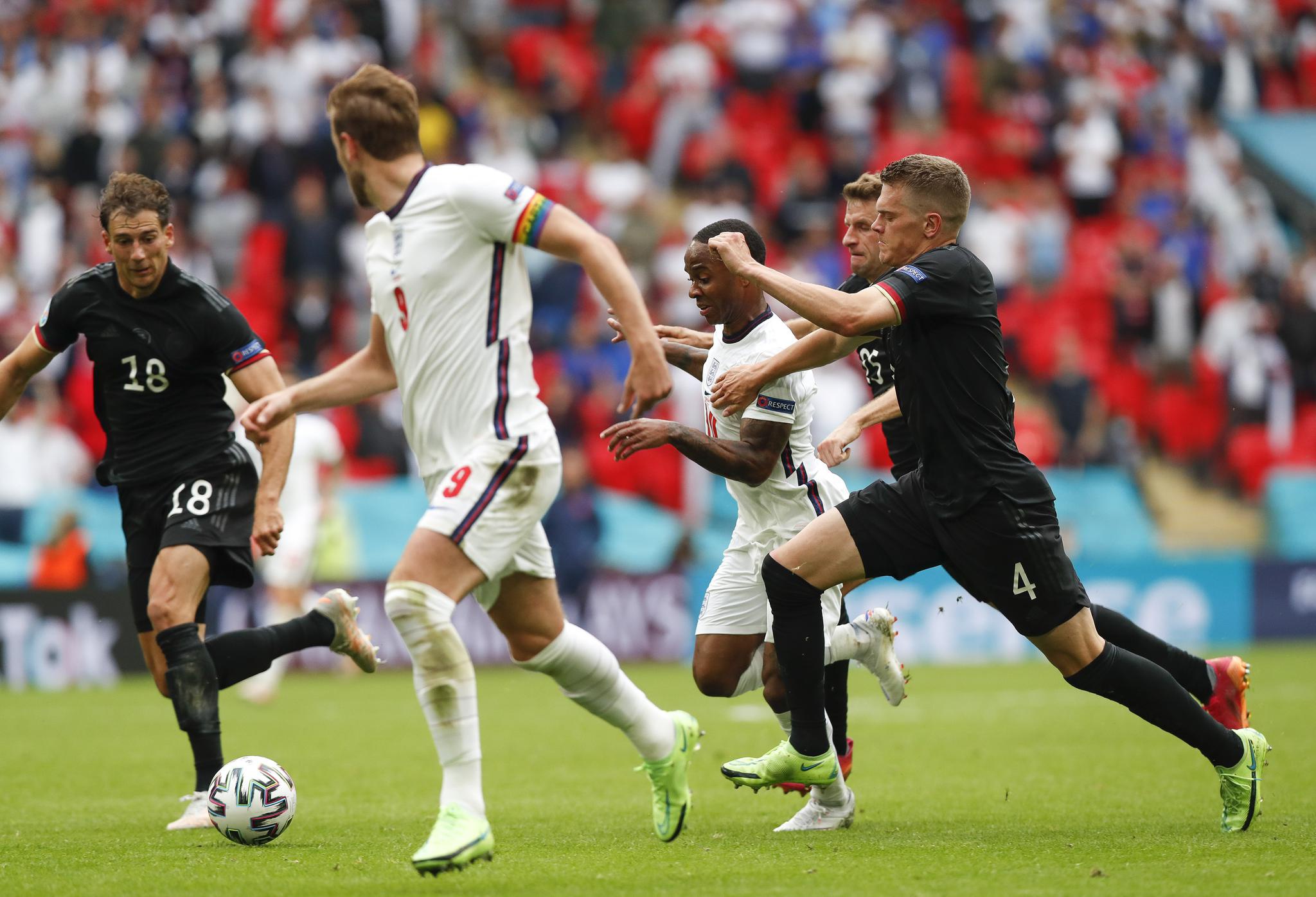 欧锦赛英格兰迎来真正的快乐德国队挥别勒夫时代