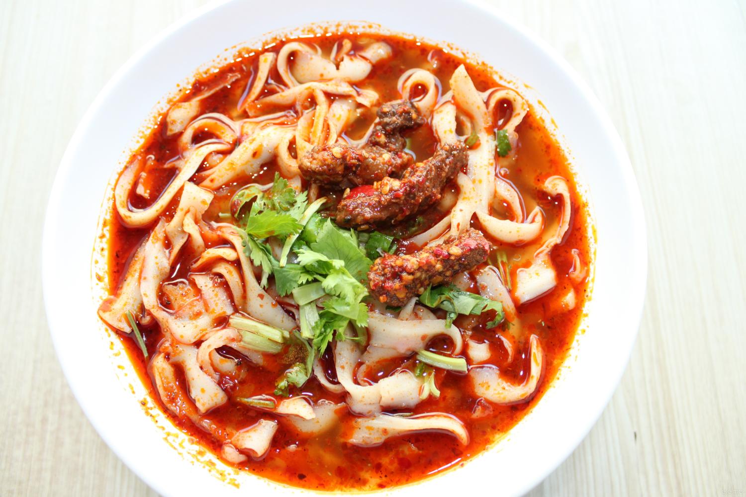 北方最好吃的4碗面条,炸酱面排第三,第一种号称"国面"|面条|炸酱面|油