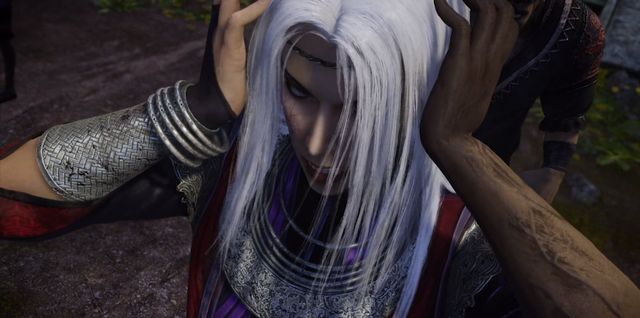 毒公把以前死去的部下都炼制成为了兵神怪坛,此前落入毒公手中的尤川