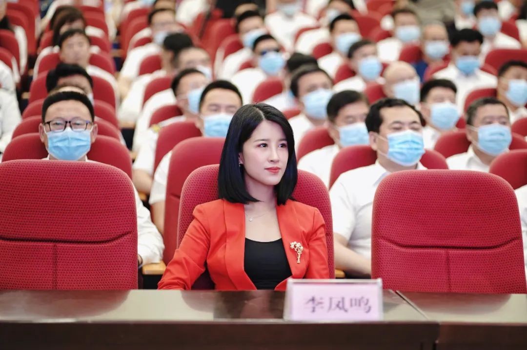 李凤鸣又上热搜,《半条被子》大揭秘,幕后故事竟然这样!