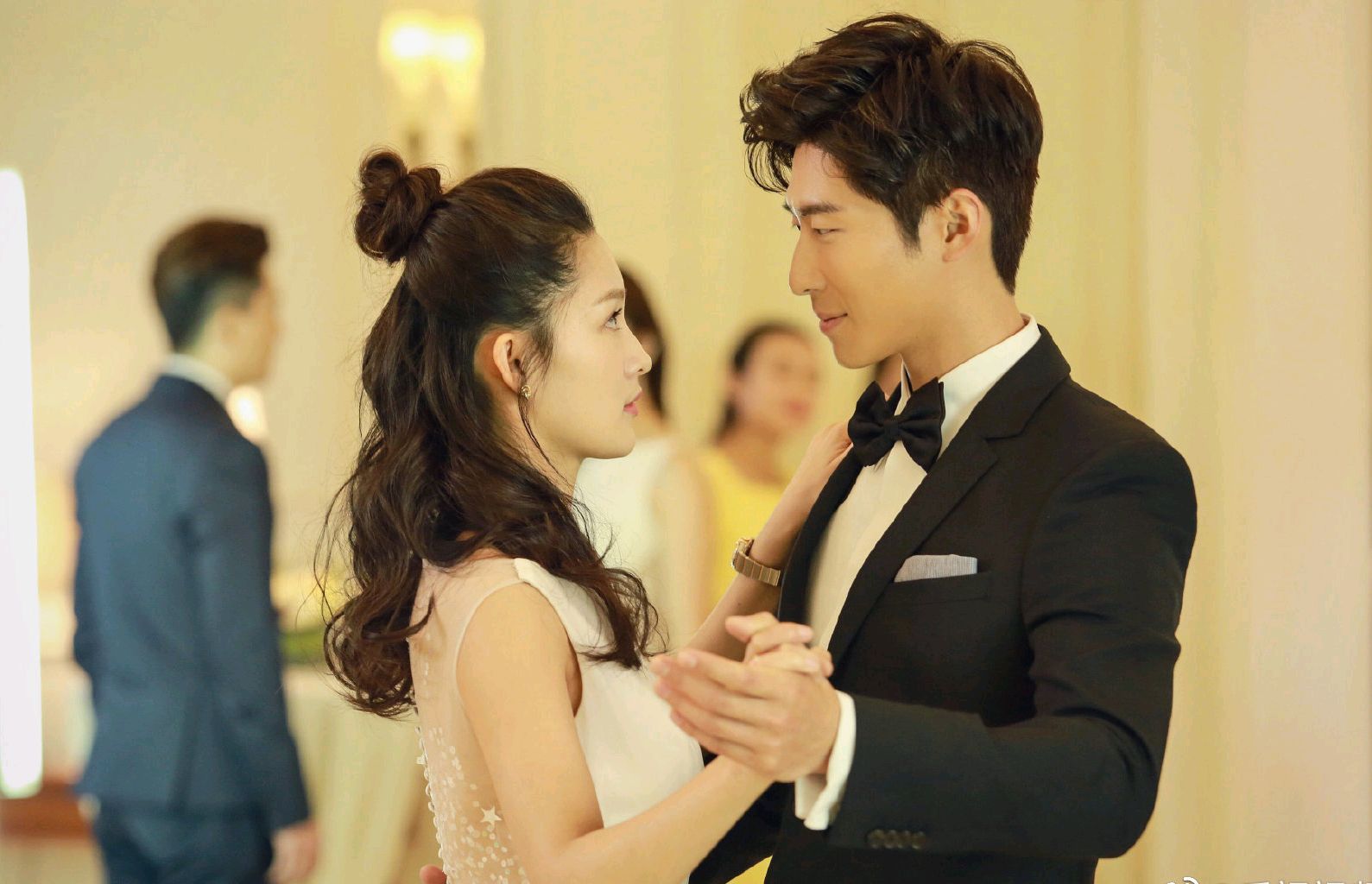 《海上繁花》李沁和男二张云龙cp感爆棚,男一窦骁如何破局?