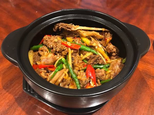 别不舍得花钱,多吃这4道菜,刚上桌就被抢光|黄焖鸡|蛋皮|空心菜_新浪