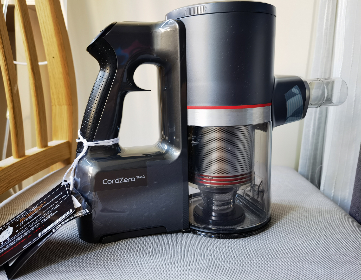 可立可挂,简直是出租房神器!lg a9k吸尘器开箱体验