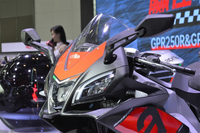 标配abs 手机投屏 阿普利亚gpr250上市 售价2.68万