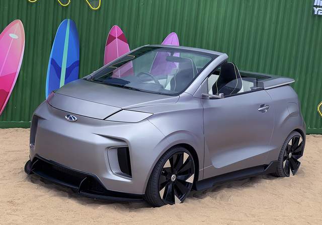 奇瑞小蚂蚁敞篷版实车详解,换装新前脸,双门双座,增加运动套件