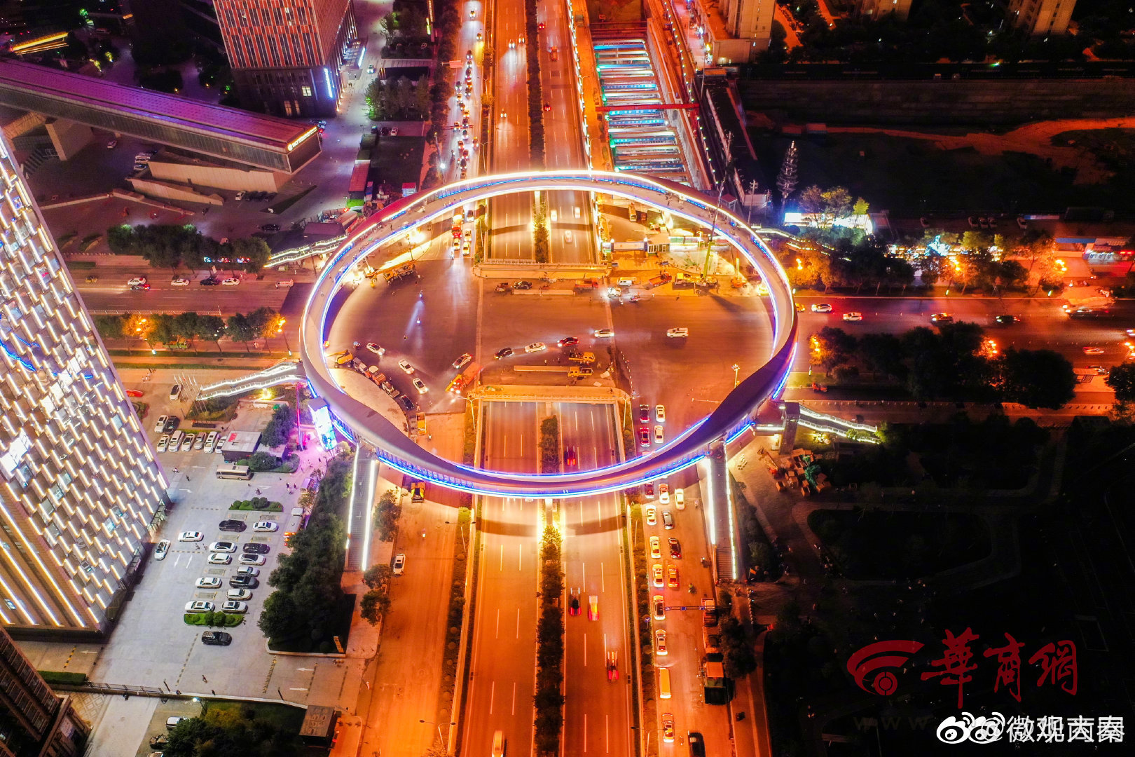 航拍西安最美环形天桥