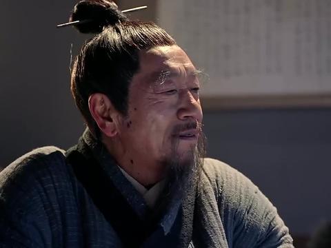 栾平到了三清殿他与千面佛本就相熟更是打开了话匣子