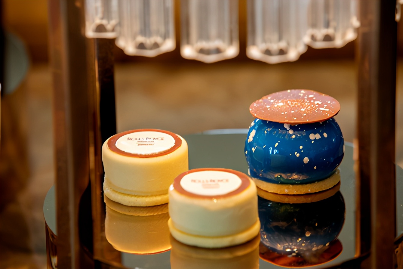 劳斯莱斯汽车郑州携手郑州绿地jw万豪酒店举办联名主题下午茶