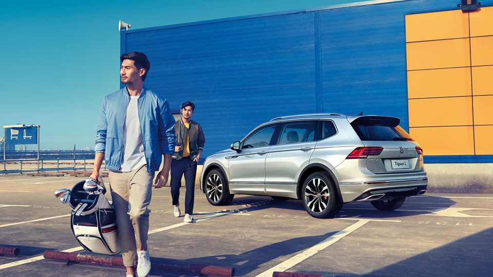 镀铬狂魔遇见套娃王 昂科威PLUS对比途观L