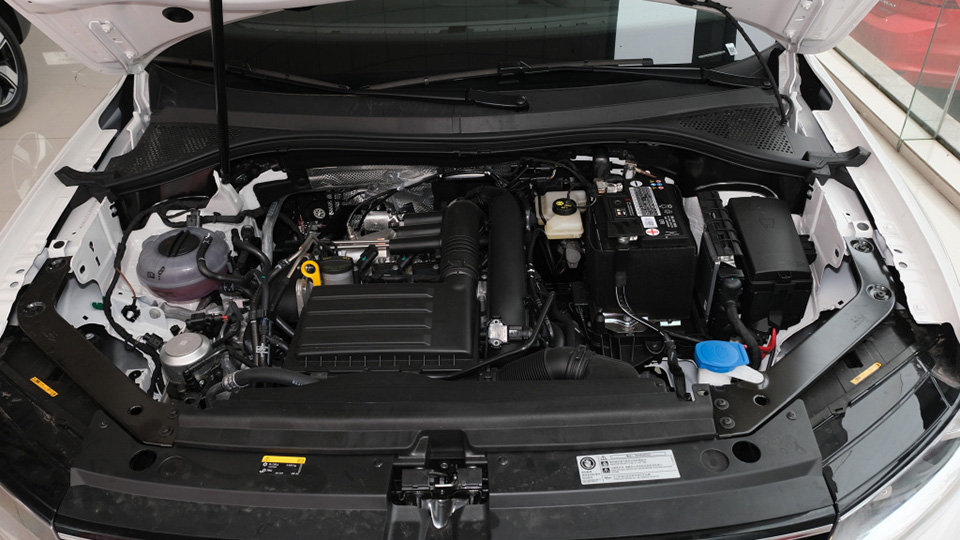 镀铬狂魔遇见套娃王 昂科威PLUS对比途观L