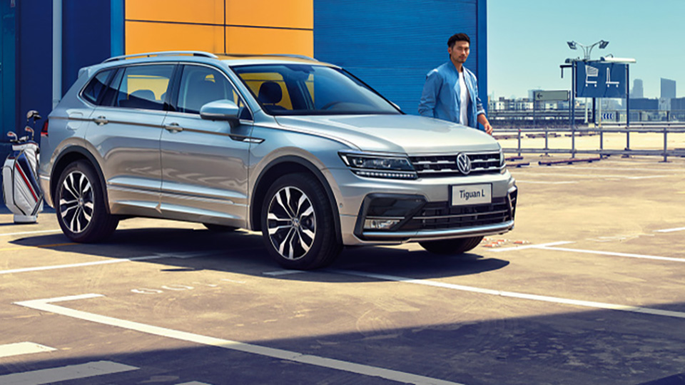 镀铬狂魔遇见套娃王 昂科威PLUS对比途观L