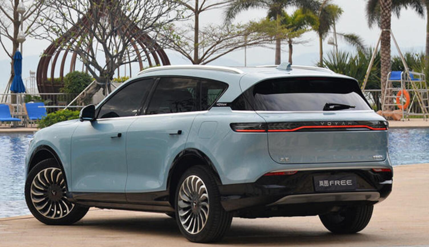 东风岚图free正式下线 售价区间31.36-33.36万元