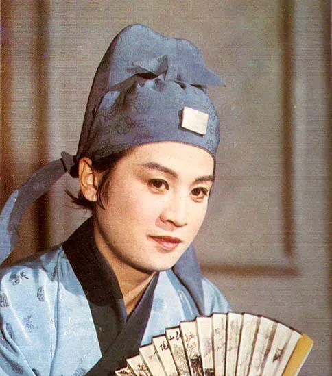 《红楼梦》第九回,金荣和秦钟起了冲突,本来此事同贾蔷没有什么关系.