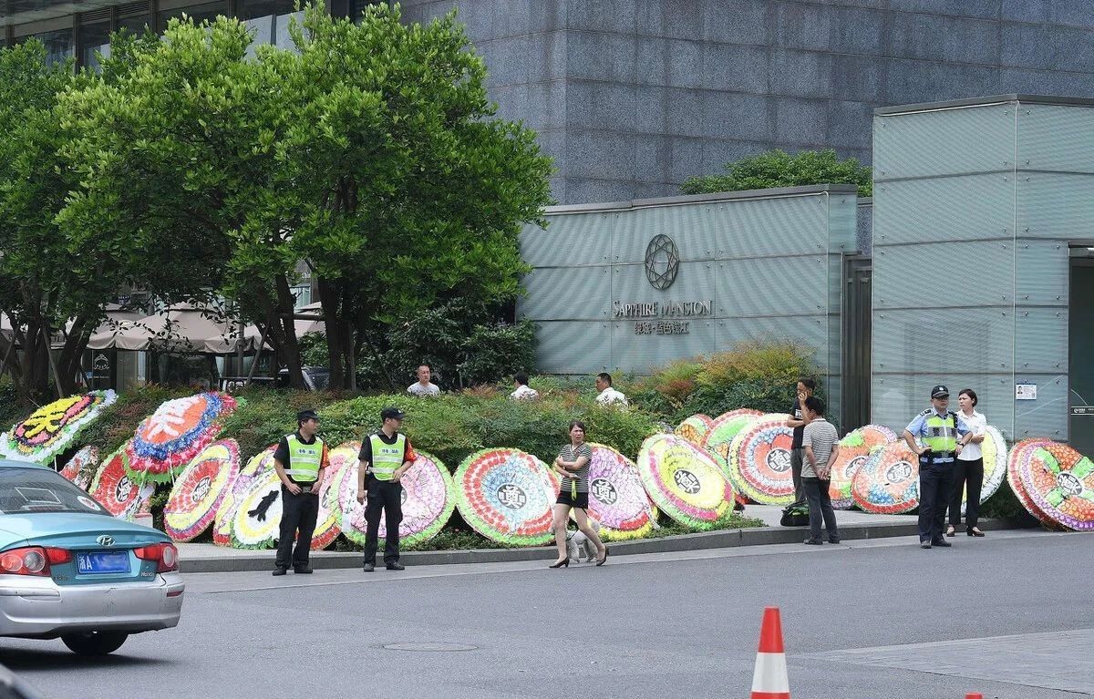 还记得杭州保姆纵火案吗林生斌一边装可怜一边消费去世的妻儿