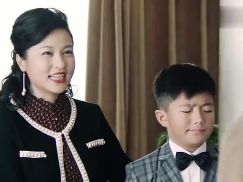 影视何雨水一见大侄子就乐了惊讶道这不就是小傻柱嘛