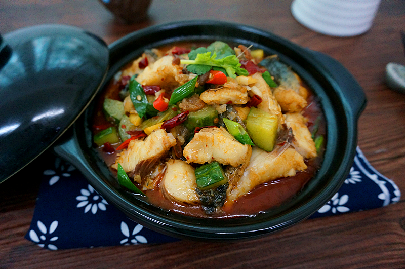 在家做香辣砂锅鱼,鲜香四溢,美味可口
