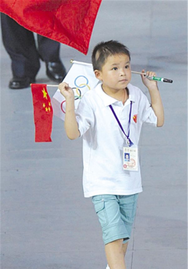 汶川地震中,小英雄林浩一人救下全班,曾立志考清华,现如何了?