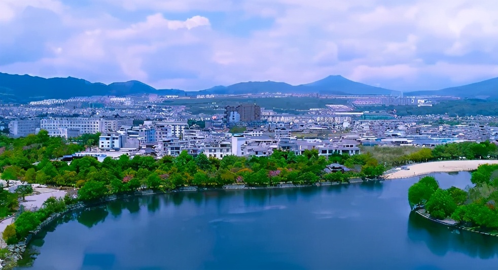 看"唱支山歌给党听"主题快闪游腾冲|快闪|腾冲|腾冲市_新浪新闻