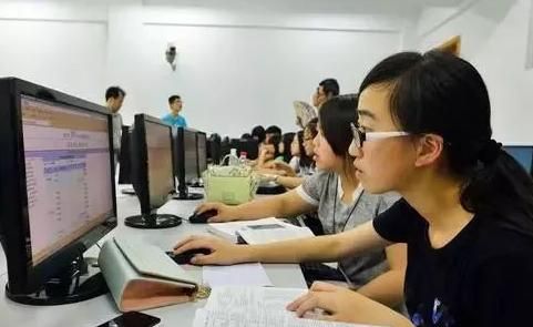 高考成绩632分,原以为电子科大稳了,但收到录取通知书后懵了休闲区蓝鸢梦想 - Www.slyday.coM